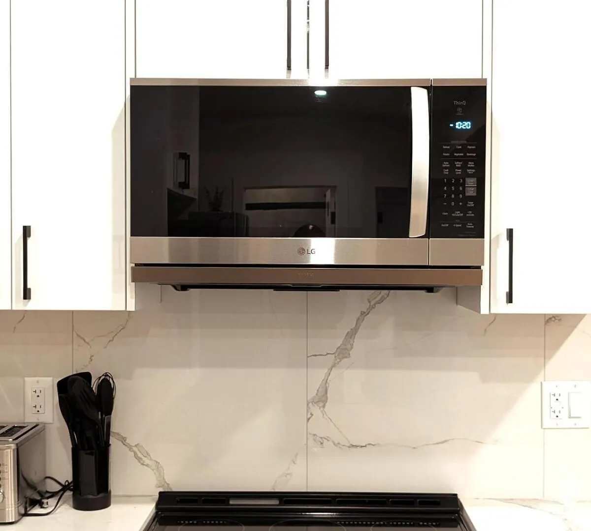 Luxury Guest Suite In YYC 0*,  Canadá